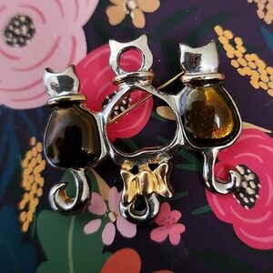 🌷Vintage Cat Brooch Silver & Gold-tone
